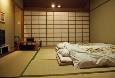 Tại sao người Nhật không ngủ giường? Người Nhật thích nằm đệm gì?