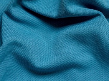 Vải sợi polyester thuộc loại vải nào? Hướng dẫn cách giặt chuẩn
